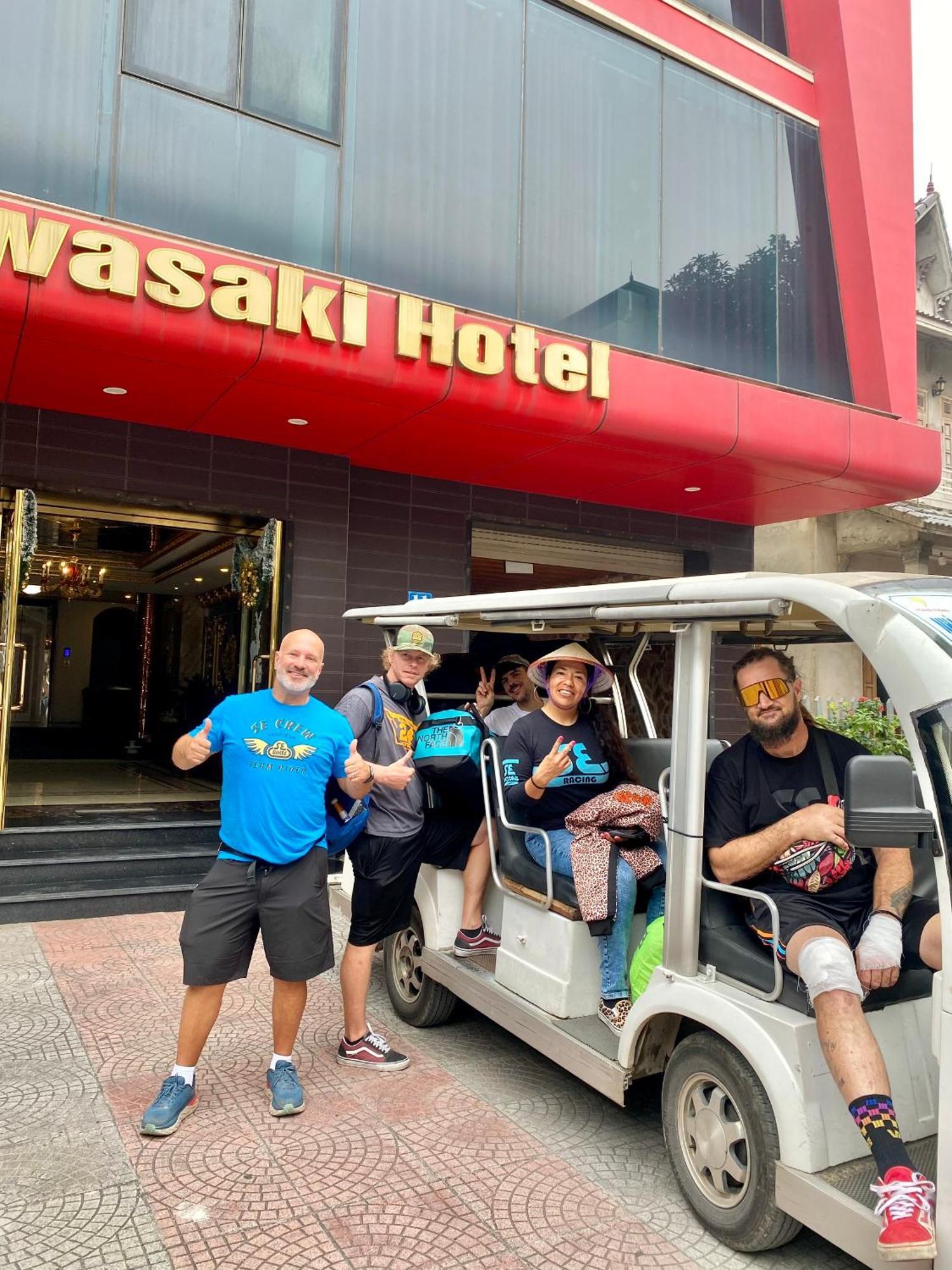 Kawasaki Noi Bai Airport Hotel מראה חיצוני תמונה