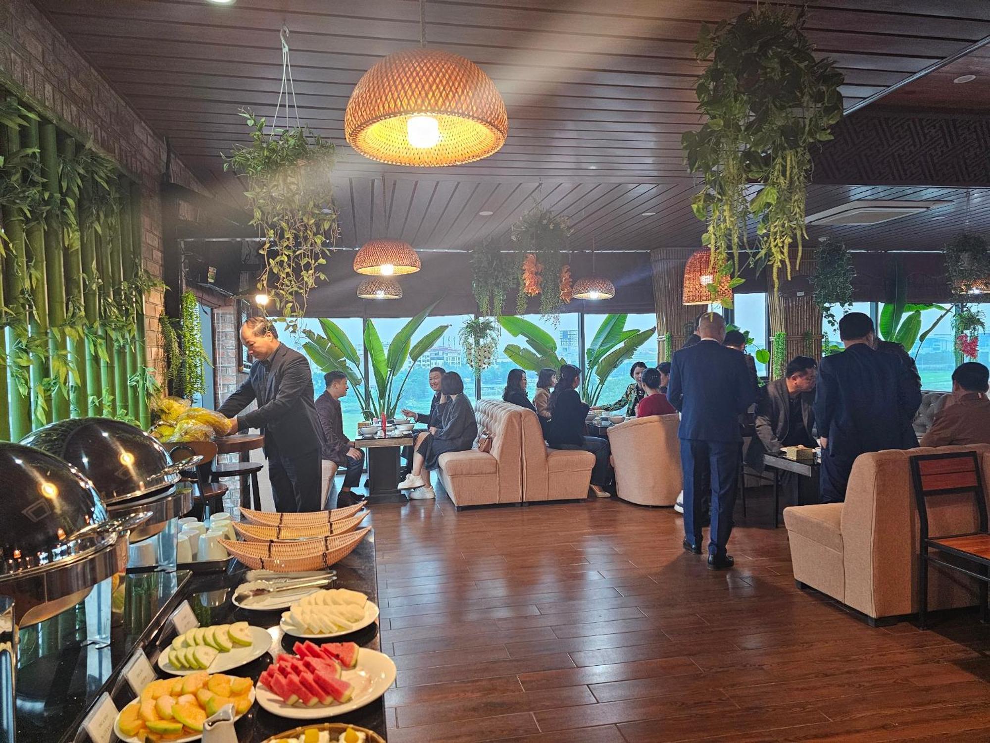 Kawasaki Noi Bai Airport Hotel מראה חיצוני תמונה