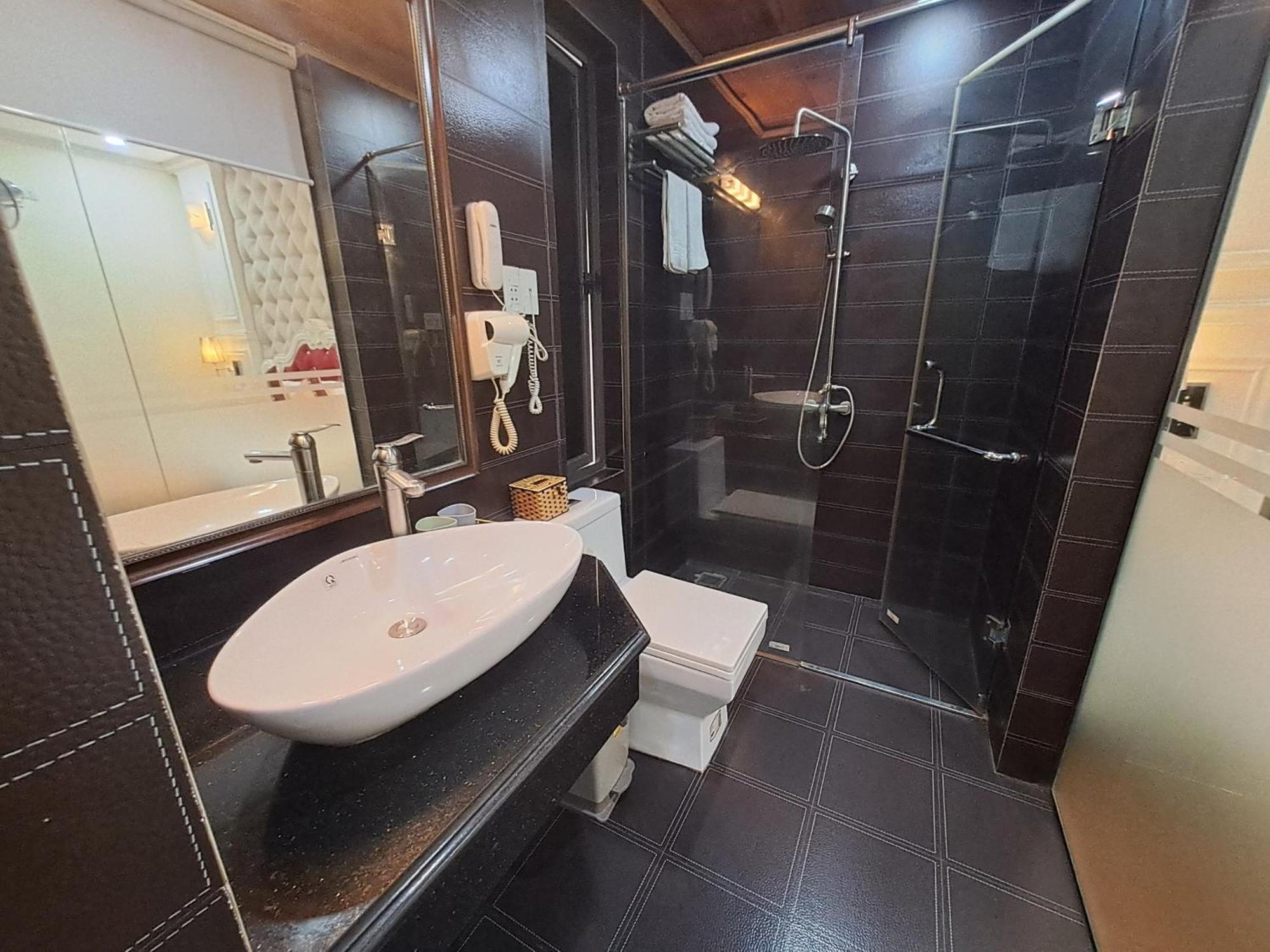 Kawasaki Noi Bai Airport Hotel מראה חיצוני תמונה